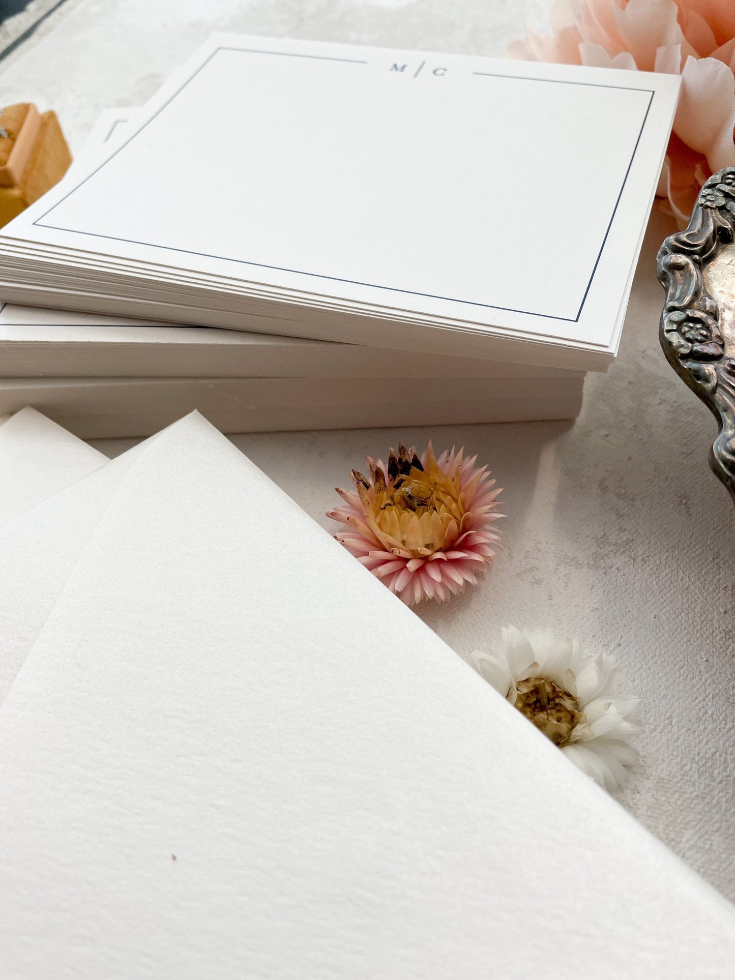 Personalized Notecard with Envelopes | Set of 50 - Style 22