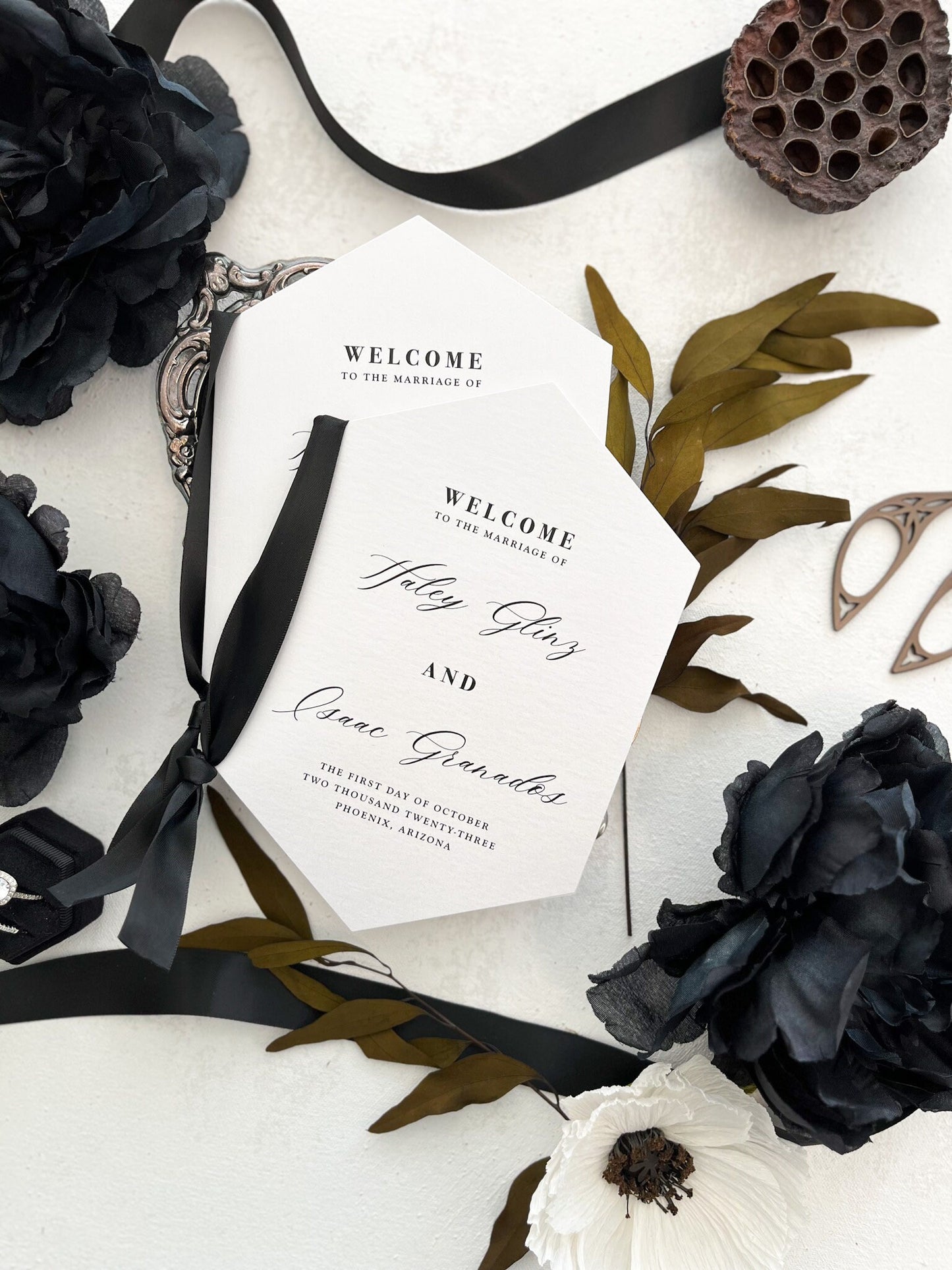 Double Diamond White Wedding Programs | Style 129