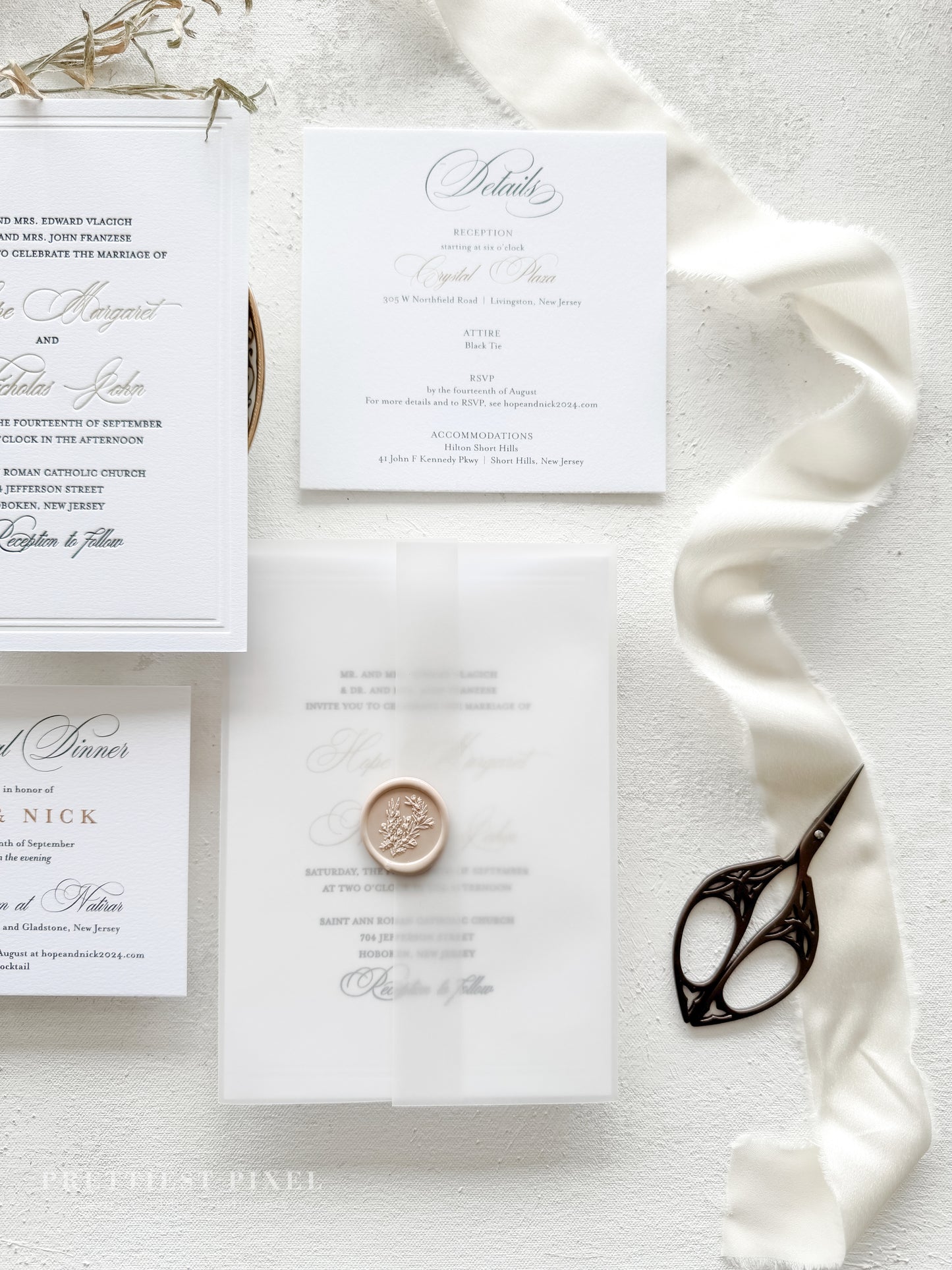 Elegant Gold Foil Wedding Invitations |  Letterpress Invites Style 1109