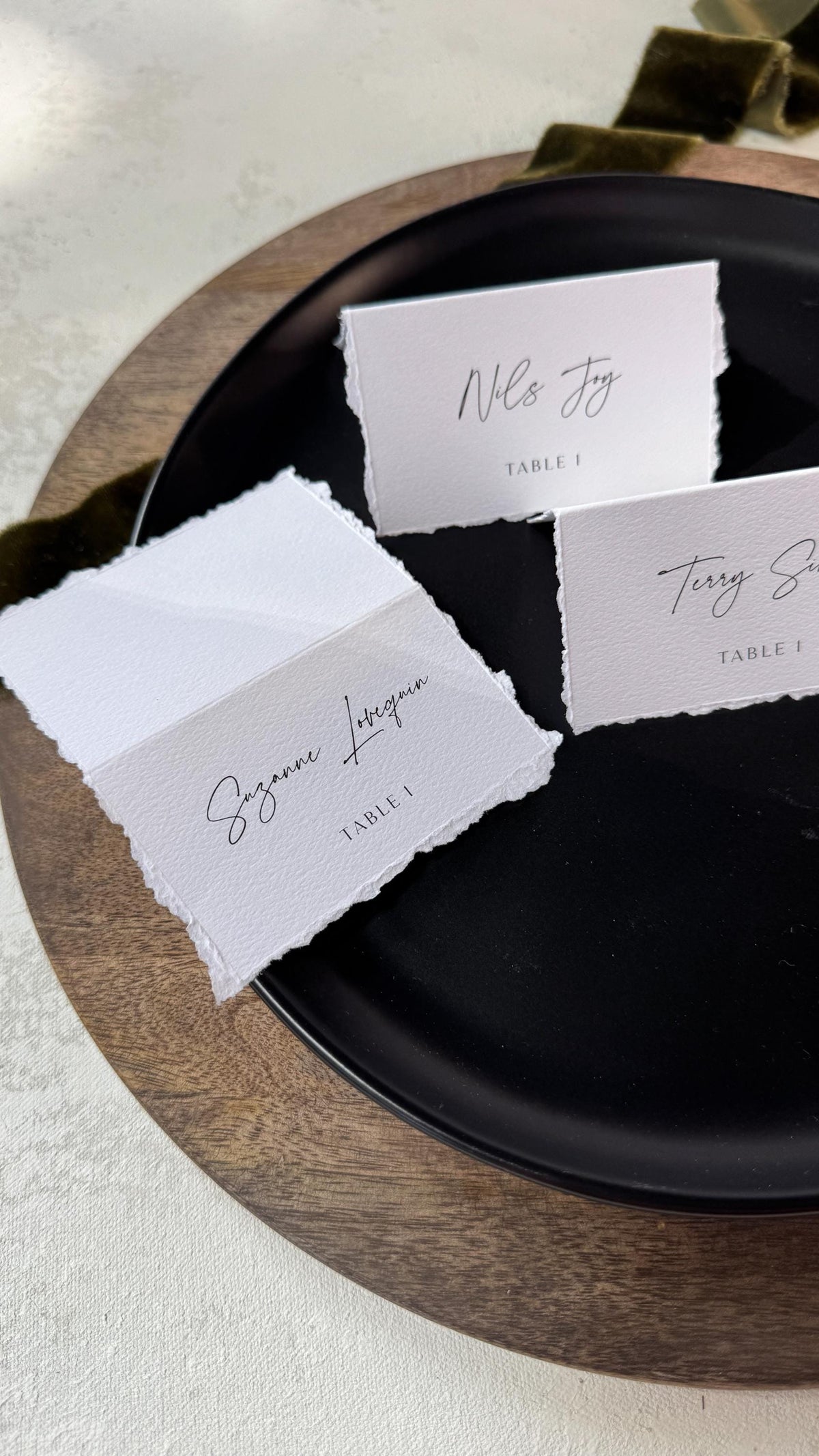 Wedding Place Cards: Deckle Edge Folded Name Tags - Custom Guest Names Style 283