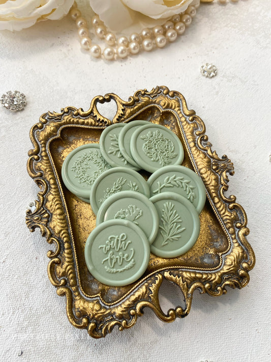 a group of buttons sitting on top of a table