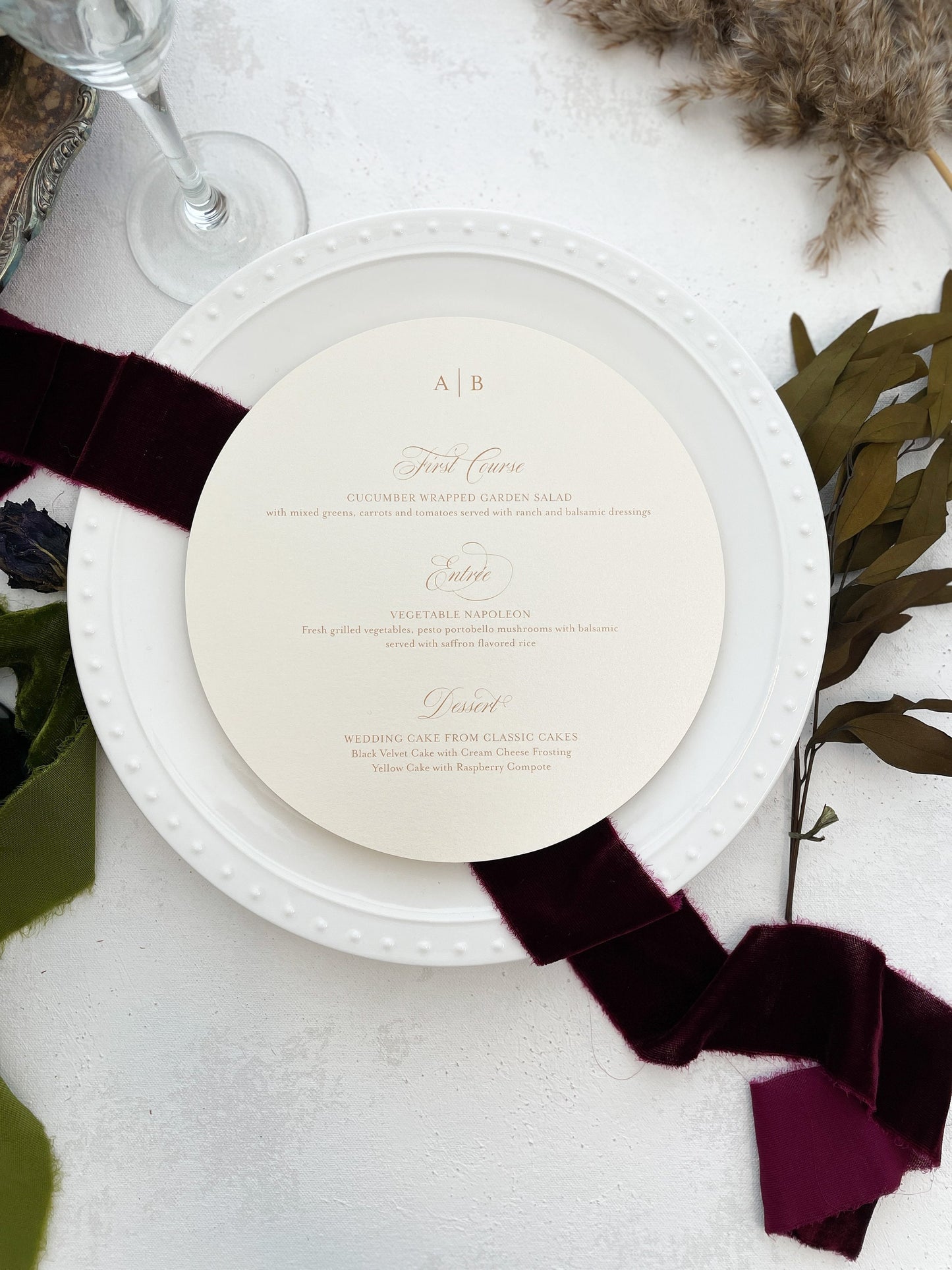 7.5" Round Wedding Menu Formal Elegant Menu Style 93  |  SET OF 10