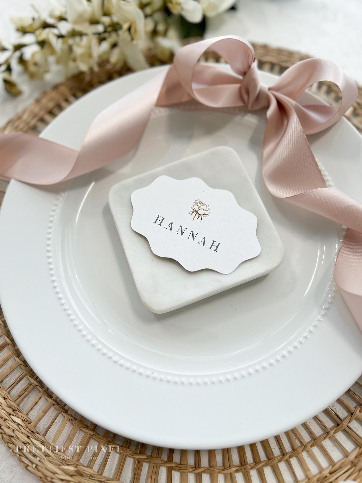 Wavey Oval Place Cards | Elegant Die-Cut Name Cards Name Tags - Style 333